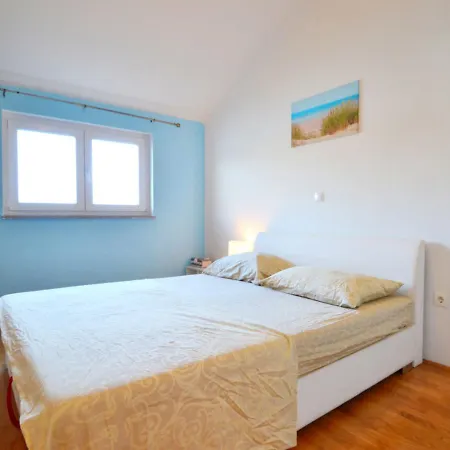Apartment Profaca *